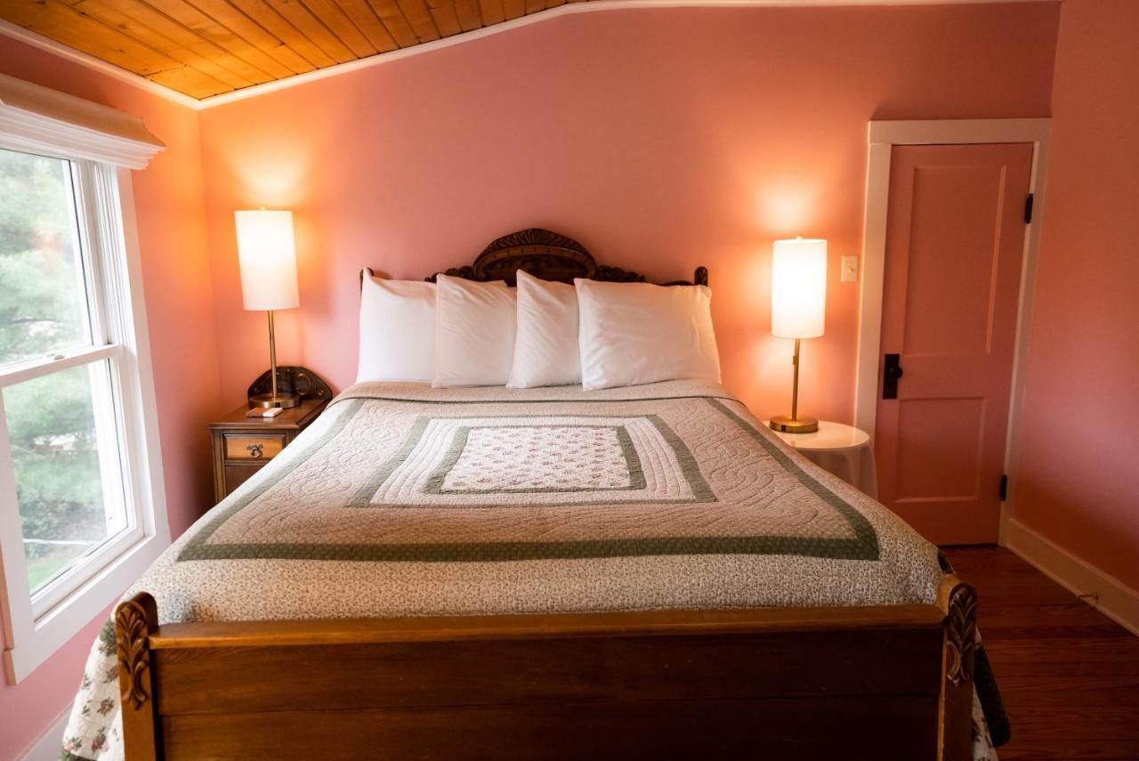 Garden Grove Inn Bed And Breakfast Union Pier Esterno foto